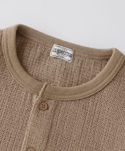 JOURNAL STANDARD J.S HOMESTEAD（ジャーナルスタンダードホームステッド）の「J.S.Homestead / レノ メッシュ ファブリック ヘンリー ネック ロンT（Tシャツ/カットソー・メンズ・ブラック/サックスブルー/アイボリー/ブラウン系その他・MEDIUM/LARGE）」の16枚目の写真