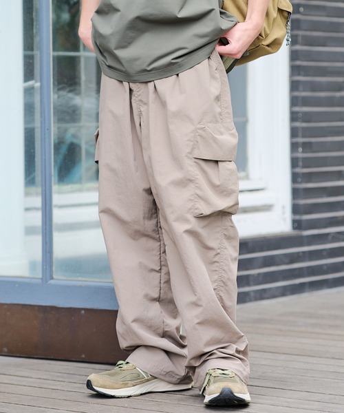 ragged mountain(ラギットマウンテン)の「【RAGGED MOUNTAIN/ラギットマウンテン】 【撥水・UVカット】TAMWORTH/タムワース ナイロン カーゴパンツ 軽量・高耐久 キャンプ・ハイキングに(カーゴパンツ・メンズ・カーキ/ブラック/ベージュ/チャコールグレー・MEDIUM/X-LARGE/LARGE)」の21枚目の写真
