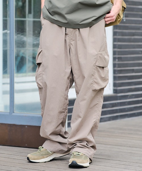 ragged mountain(ラギットマウンテン)の「【RAGGED MOUNTAIN/ラギットマウンテン】 【撥水・UVカット】TAMWORTH/タムワース ナイロン カーゴパンツ 軽量・高耐久 キャンプ・ハイキングに(カーゴパンツ・メンズ・カーキ/ブラック/ベージュ/チャコールグレー・MEDIUM/X-LARGE/LARGE)」の22枚目の写真