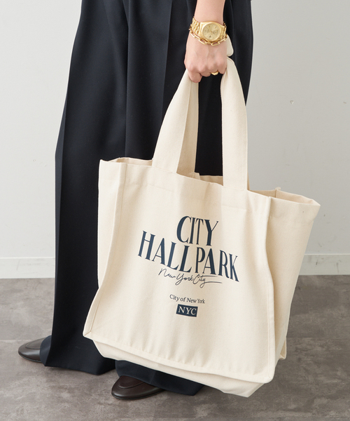 Deuxieme Classe(ドゥーズィエムクラス)の「CITY OF NYC BIG トートバッグ(トートバッグ・レディース・アイボリー・FREE)」の1枚目の写真