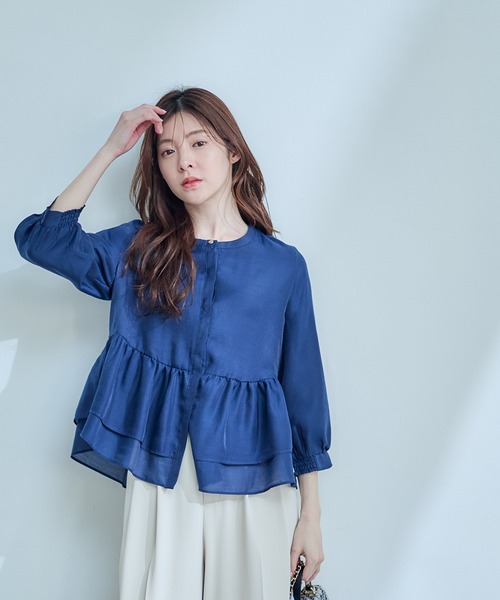 12Twelve Agenda(トゥエルブ アジェンダ)の「レイヤードフリルシャツ(シャツ/ブラウス・レディース・サックスブルー/オフホワイト/ネイビー・M)」の15枚目の写真