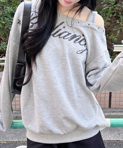 INGNI（イング）の「ハトメオフショルロゴスウェットトップス（スウェット・レディース・グレー/ブラック/カモフラージュ・M）」の13枚目の写真