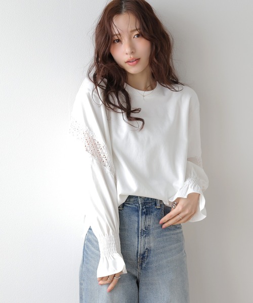 SUGAR BISKET(シュガービスケット)の「透かし編みレースデザイントップス(Tシャツ/カットソー・レディース・ブラック/ホワイト・フリー)」の3枚目の写真