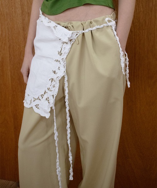leinwande（ラインヴァンド）の「【leinwande】26SS新作 Wide Straight Trousers / ワイドストレートトラウザー（スラックス・レディース・グレー/ネイビー系/イエロー・SMALL/MEDIUM）」の5枚目の写真