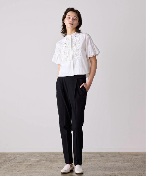 Marilyn Moon(マリリンムーン)の「balloon sleeve code embroidery pearl blouse(シャツ/ブラウス・レディース・ホワイト/ネイビー/ライトベージュ・FREE)」の5枚目の写真