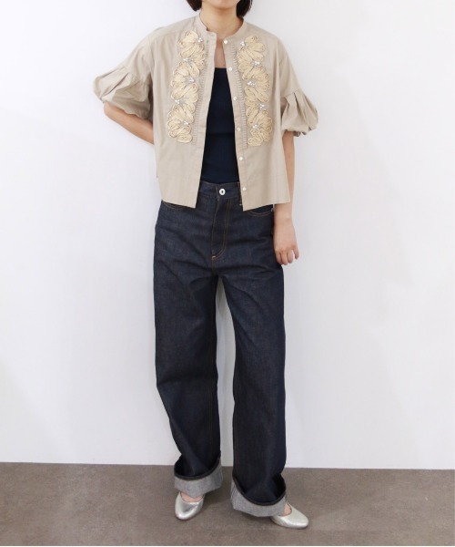Marilyn Moon(マリリンムーン)の「balloon sleeve code embroidery pearl blouse(シャツ/ブラウス・レディース・ホワイト/ネイビー/ライトベージュ・FREE)」の13枚目の写真