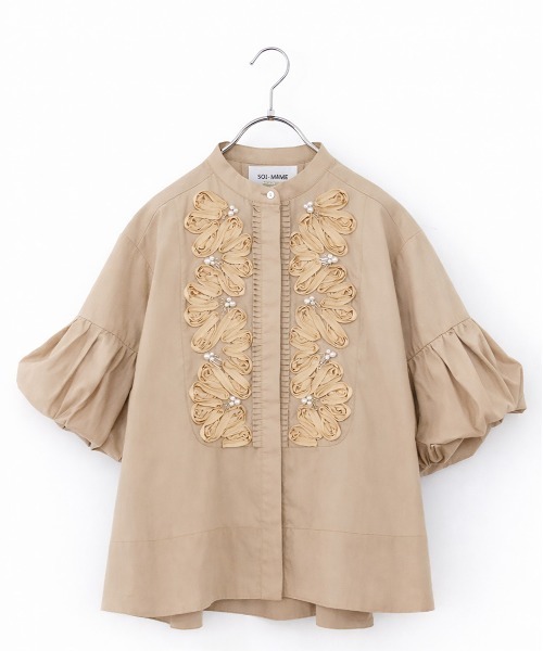 Marilyn Moon(マリリンムーン)の「balloon sleeve code embroidery pearl blouse(シャツ/ブラウス・レディース・ホワイト/ネイビー/ライトベージュ・FREE)」の15枚目の写真