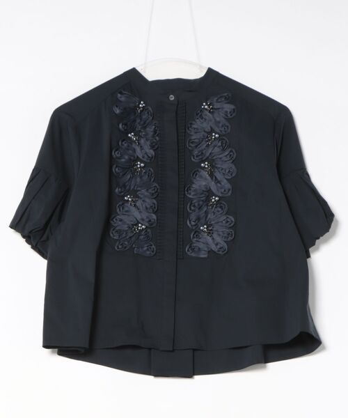 Marilyn Moon(マリリンムーン)の「balloon sleeve code embroidery pearl blouse(シャツ/ブラウス・レディース・ホワイト/ネイビー/ライトベージュ・FREE)」の19枚目の写真
