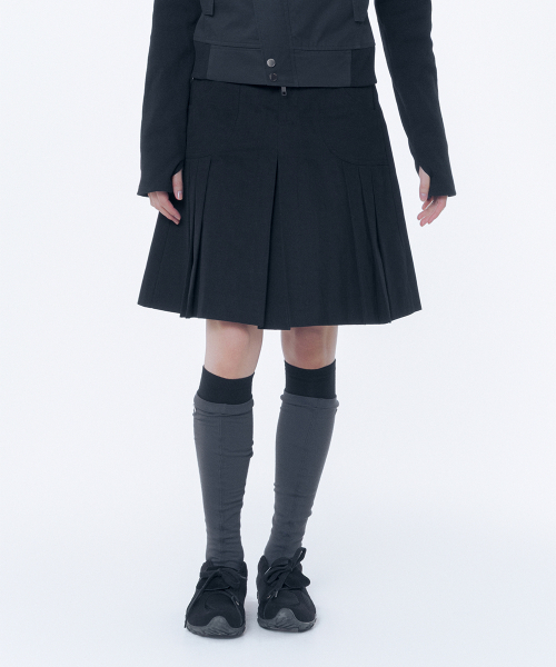Miseki SEOUL(ミセキソウル)の「Pleats line pocket midi skirt BLACK(スカート・レディース・その他・1/2)」の1枚目の写真