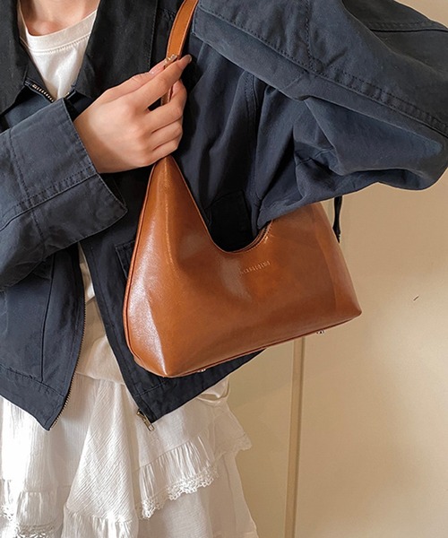 shyam inspiration（シャムインスピレーション）の「ハーフムーンコンパクトショルダーバッグ（ショルダーバッグ・レディース・ブラウン/レッド/ブラック/ホワイト・F）」の11枚目の写真