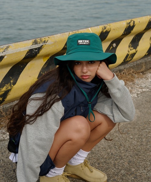 Eddie Bauer（エディーバウアー）の「EBTEK メッシュ バケットハット（ハット・メンズ・グリーン/ブラック/オレンジ・F）」の2枚目の写真