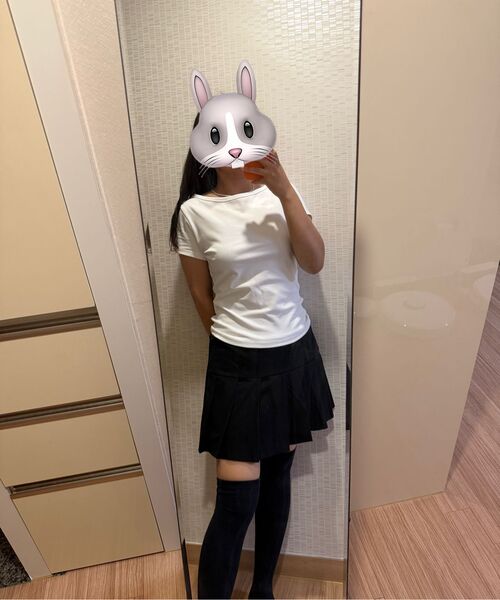 MUSINSA STANDARD WOMAN（ムシンサスタンダードウーマン）の「ウィメンズスリムボートネックキャップスリーブTシャツ[ホワイト]（Tシャツ/カットソー・レディース・その他・SMALL/MEDIUM/LARGE/X-SMALL）」の5枚目の写真