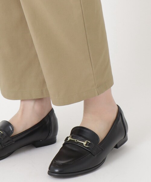 one'sterrace(ワンズテラス)の「タックテーパードパンツ(その他パンツ・レディース・ブラック系8/ベージュ系8・02)」の9枚目の写真