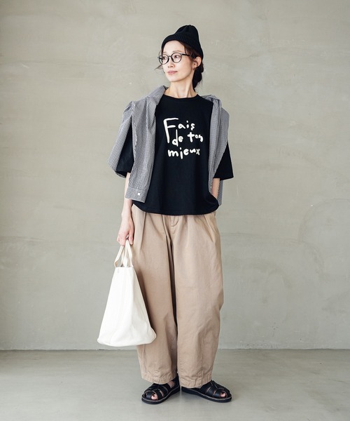 SOLAMONAT（ソラモナ）の「パフ天竺　ハーフスリーブプリント　PO Fais（Tシャツ/カットソー・レディース・ブラック/杢グレー/ホワイト×グレー/ホワイト×ブラック/キナリ・FREE）」の9枚目の写真