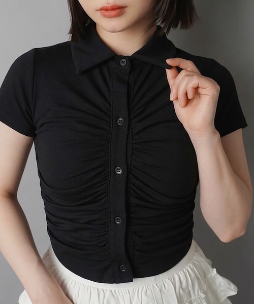 SPINNS(スピンズ)の「襟付き半袖シャツ/ギャザー(Tシャツ/カットソー・レディース・ネイビー/ブラック/オフホワイト/グレー・ONESIZE)」の2枚目の写真