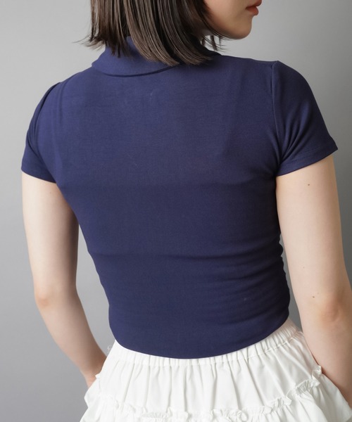 SPINNS(スピンズ)の「襟付き半袖シャツ/ギャザー(Tシャツ/カットソー・レディース・ネイビー/ブラック/オフホワイト/グレー・ONESIZE)」の16枚目の写真