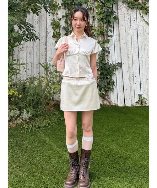 LILY BROWN(リリーブラウン)の「サテンミニスカショートパンツ(その他パンツ・レディース・チャコールグレー/アイボリー/ライトブルー・0/1)」の14枚目の写真