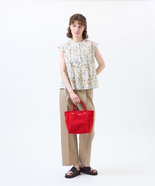 MACKINTOSH PHILOSOPHY(マッキントッシュ フィロソフィー)の「リバティプリントピンタックフレアブラウス(シャツ/ブラウス・レディース・ホワイト系その他/ブラック・36/38)」の8枚目の写真