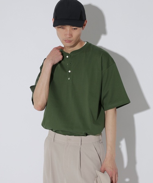 LAKOLE(ラコレ)の「<接触冷感>メタルボタンヘンリーTシャツ / 667766(Tシャツ/カットソー・メンズ・グリーン/ホワイト/ブラック/レッド/ライトグレー・LARGE/MEDIUM)」の20枚目の写真