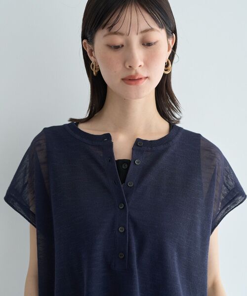 YECCA VECCA（イェッカヴェッカ）の「【2点SET】ヘンリーネックスラブシアーニット（ニット/セーター・レディース・ライトベージュ/ネイビー・FREE）」の19枚目の写真