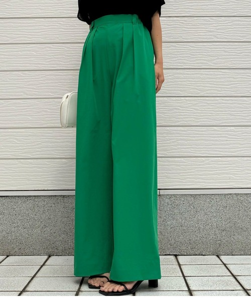 Q(キュー)の「アイスタッチワイドストレートパンツ(その他パンツ・レディース・ブラック/グリーン/カーキブラウン・MEDIUM)」の1枚目の写真