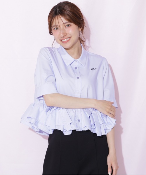 JILL by JILL STUART（ジルバイジルスチュアート）の「フリルヘムショートブラウス半袖（シャツ/ブラウス・レディース・ブルー/ホワイト/ネイビー・FREE）」の3枚目の写真