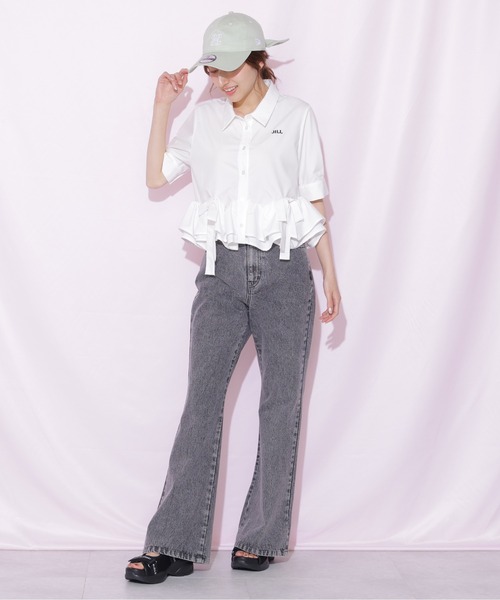 JILL by JILL STUART（ジルバイジルスチュアート）の「フリルヘムショートブラウス半袖（シャツ/ブラウス・レディース・ブルー/ホワイト/ネイビー・FREE）」の21枚目の写真