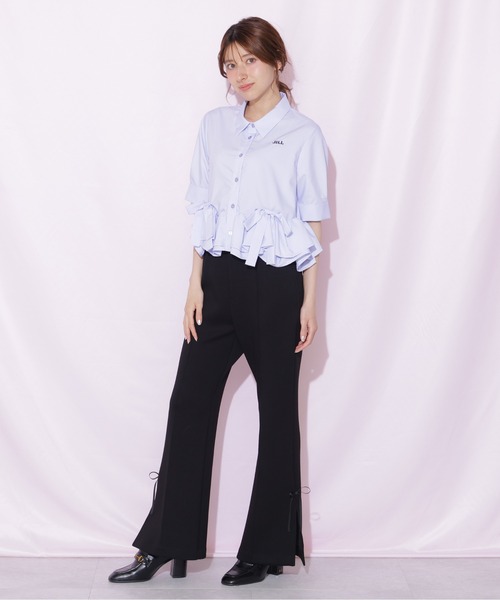 JILL by JILL STUART（ジルバイジルスチュアート）の「フリルヘムショートブラウス半袖（シャツ/ブラウス・レディース・ブルー/ホワイト/ネイビー・FREE）」の18枚目の写真