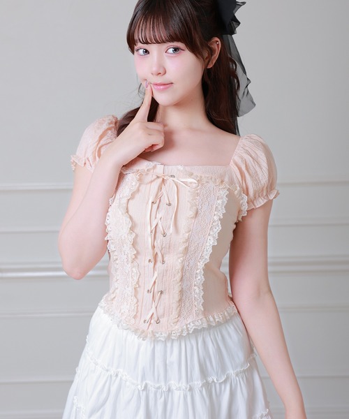 Anely(アネリー)の「Anely スクエアネック レースアップ パフスリーブ ブラウス(Tシャツ/カットソー・レディース・ホワイト/アイボリー/ピンク・FREE)」の3枚目の写真