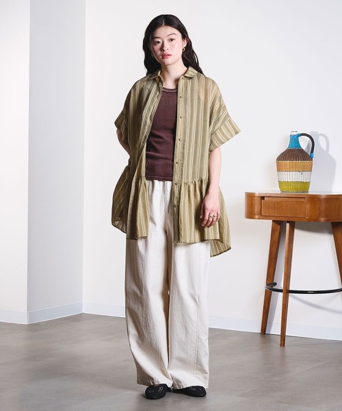 ROSE BUD(ローズバッド)の「(GENE HEAVENS)TIERED HEM S/S SHIRT(シャツ/ブラウス・レディース・ブラック/カーキ・ONE SIZE)」の10枚目の写真