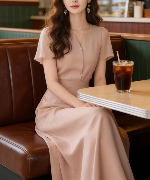 CHUL(チュル)の「フロントボタンフレアロングワンピース 半袖 きれいめ フェミニン ワンピース(ワンピース・レディース・ベージュ/アイボリー・X-LARGE/LARGE/MEDIUM/SMALL)」の5枚目の写真