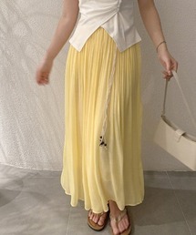 ふんわり揺れるシルエットが魅力♪大人フェミニンなロングフレアスカート