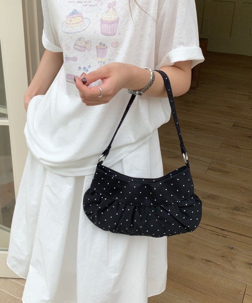Chiina(チーナ)の「【Chiina】ムーンドットギャザーハンドバッグ(ハンドバッグ・レディース・ライトパープル/ブラック/ホワイト/ライトブルー・FREE)」の19枚目の写真