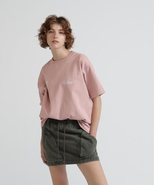 AVIREX（アヴィレックス）の「STITCH EMBROIDERY LOGO T-SHIRT（Tシャツ/カットソー・レディース・ピンク・F）」の3枚目の写真