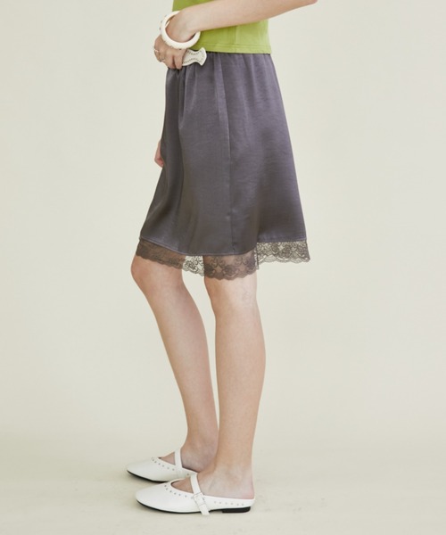 Rohwel(ローウェル)の「Satin Lace Midi Skirt / サテンレースミディスカート(スカート・レディース・ホワイト/チャコールグレー・FREE)」の8枚目の写真