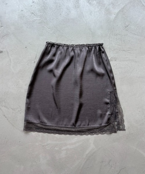 Rohwel(ローウェル)の「Satin Lace Midi Skirt / サテンレースミディスカート(スカート・レディース・ホワイト/チャコールグレー・FREE)」の19枚目の写真