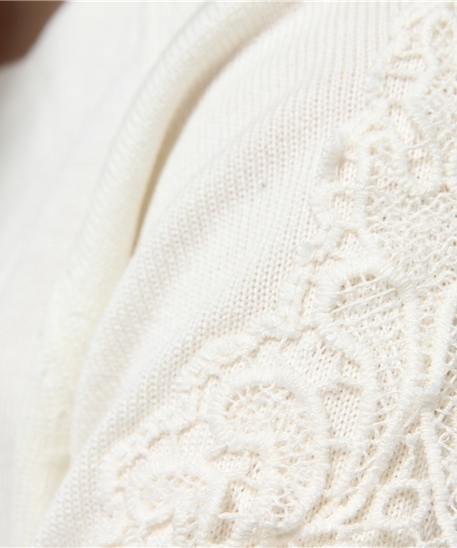 earth music&ecology（アースミュージックアンドエコロジー）の「【2016Summer】モチーフレースプルオーバー（ニット/セーター・レディース・LT.Gray/サックスブルー/ネイビー/アイボリー・FREE）」の5枚目の写真