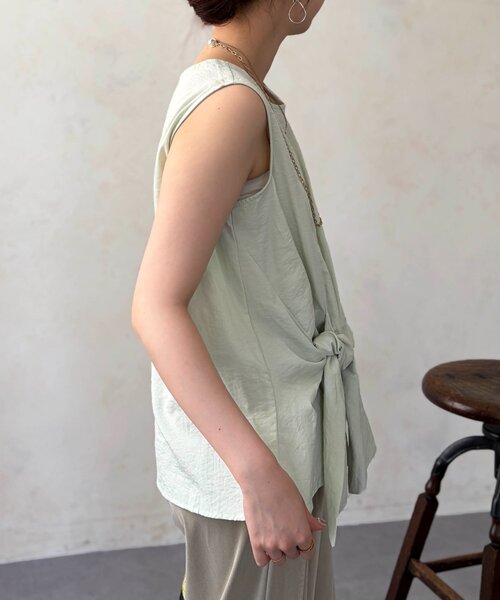 Chez toi（シェトワ）の「アシメツイストブラウス（シャツ/ブラウス・レディース・ミント/ネイビー/ホワイト系その他・FREE）」の8枚目の写真