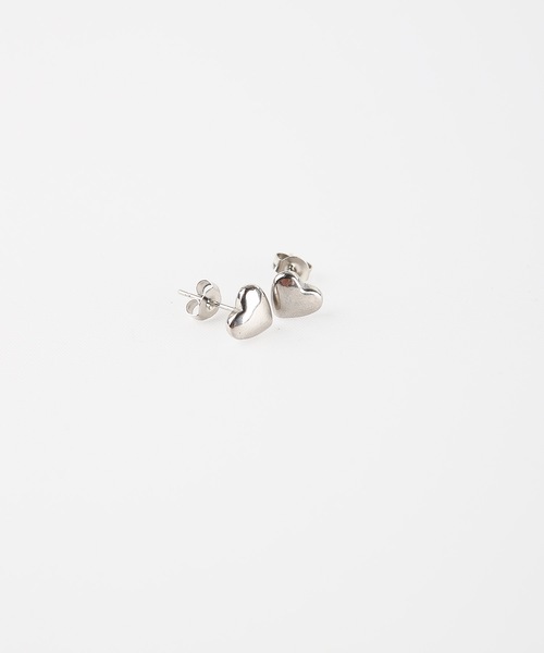 MIMILINE(ミミライン)の「ミニハートピアス/サージカルシテンレス(ピアス(両耳用)・レディース・シルバー/ゴールド・FREE)」の8枚目の写真