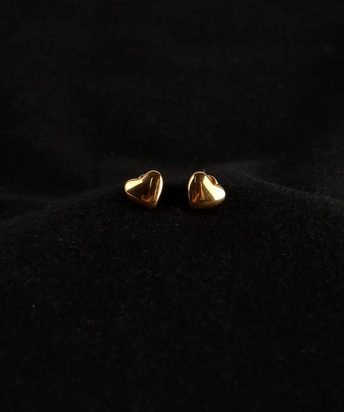 MIMILINE(ミミライン)の「ミニハートピアス/サージカルシテンレス(ピアス(両耳用)・レディース・シルバー/ゴールド・FREE)」の3枚目の写真