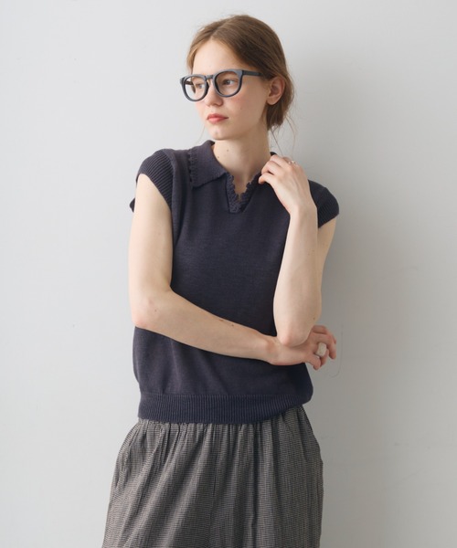 Crisp(クリスプ)の「scallop polo summer knit / スカラップポロサマーニット(ニット/セーター・レディース・アイボリー/ダークグレー・FREE)」の5枚目の写真