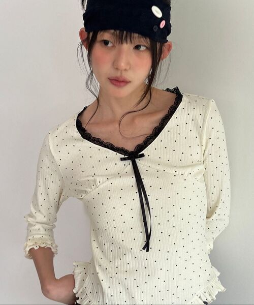 ILLIGO（イリゴ）の「ドットレースTシャツアイボリー（Tシャツ/カットソー・レディース・その他・OS）」の5枚目の写真