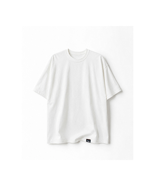 TUO(トゥオ)の「ベーシックセミルーズフィットソフトコットンTシャツ ベーシックセミルーズフィットソフトコットンティ (11色)(Tシャツ/カットソー・レディース・ホワイト/ブラック/ブラウン/グレー/レッド/ライラック/レモンイエロー/チャコール・FREE)」の1枚目の写真