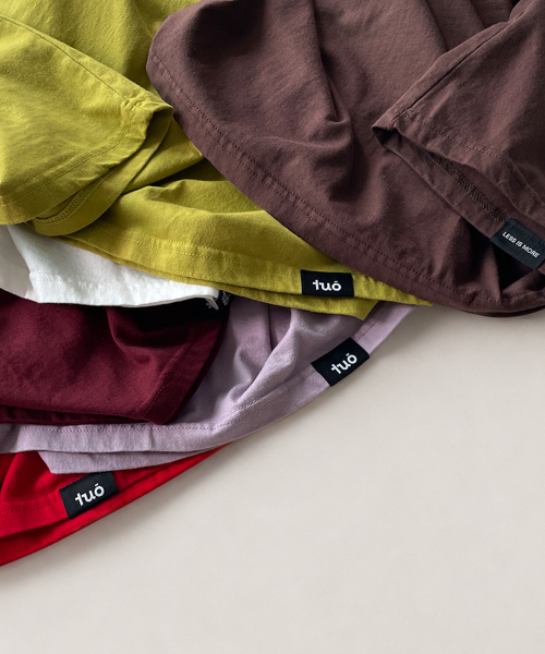 TUO(トゥオ)の「ベーシックセミルーズフィットソフトコットンTシャツ ベーシックセミルーズフィットソフトコットンティ (11色)(Tシャツ/カットソー・レディース・ホワイト/ブラック/ブラウン/グレー/レッド/ライラック/レモンイエロー/チャコール・FREE)」の9枚目の写真