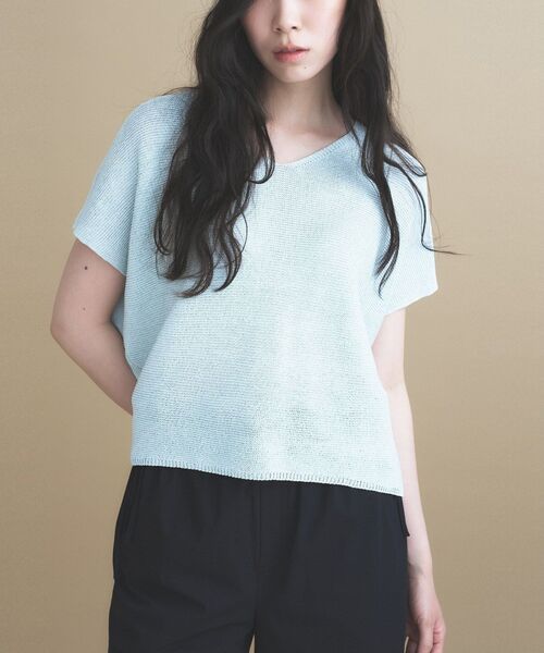 cloenc(クロエンス)の「【UVカット/抗菌防臭】ラメガーター フレンチスリーブニット(ニット/セーター・レディース・ベージュ/チャコールグレー/パープル/ナチュラル/サックスブルー・02)」の4枚目の写真