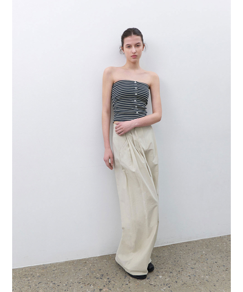 ATELIER NAIN(アトリエナイン)の「BELTED TWO TUCK WIDE SUMMER PANTS S (PT-5776)(その他パンツ・レディース・ライトベージュ/チャコール・MEDIUM/SMALL)」の4枚目の写真
