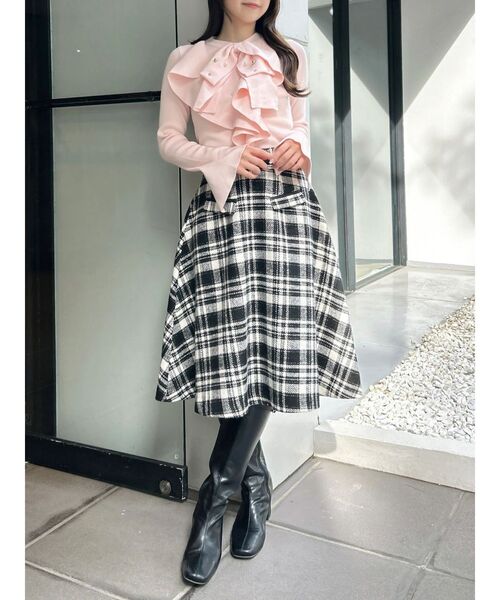 dazzlin(ダズリン)の「フィットロングブーツ(ブーツ・レディース・ブラック/ベージュ・MEDIUM/LARGE)」の10枚目の写真
