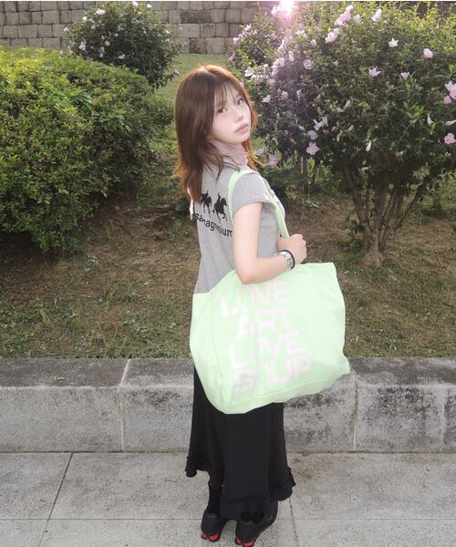BLANKSOUP(ブランクスープ)の「Blanksoup x VisualCollect Love Tote Bag Lightgreen(トートバッグ・レディース・その他・FREE)」の2枚目の写真