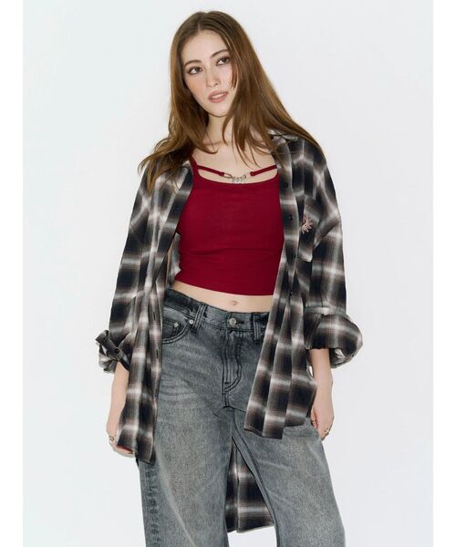EVRIS（エヴリス）の「チェーンモチーフストラップトップス（Tシャツ/カットソー・レディース・ブラック/レッド/ホワイト・FREE）」の11枚目の写真