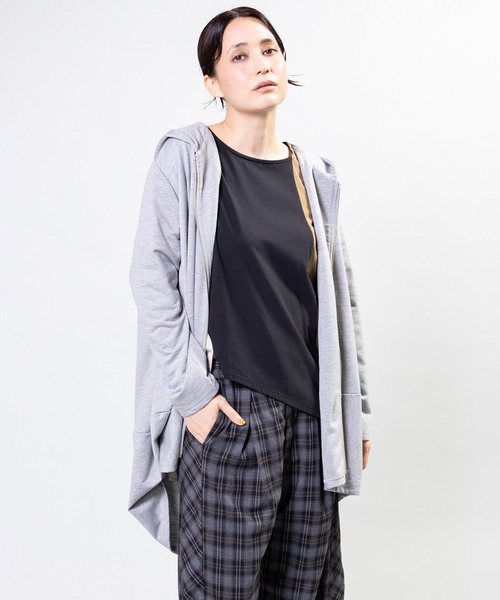 OSMOSIS(オズモーシス)の「コクーンフードパーカ(Tシャツ/カットソー・レディース・ダークグレー/グレー/ブラック・ONE SIZE)」の22枚目の写真